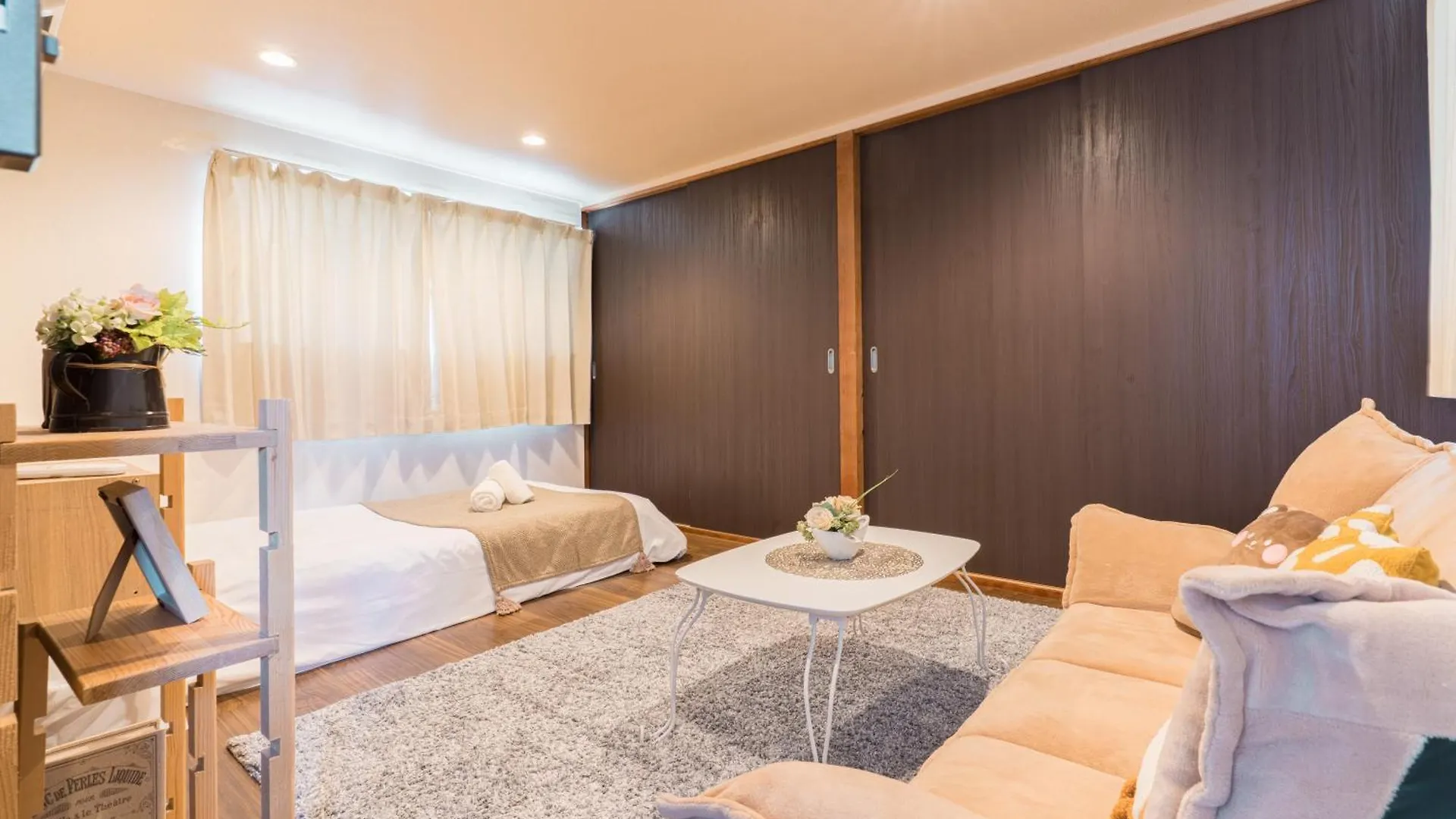 New Japanese Style 10Ppl 3-Story Family House 4Br&Tub Villa Osaka Japan